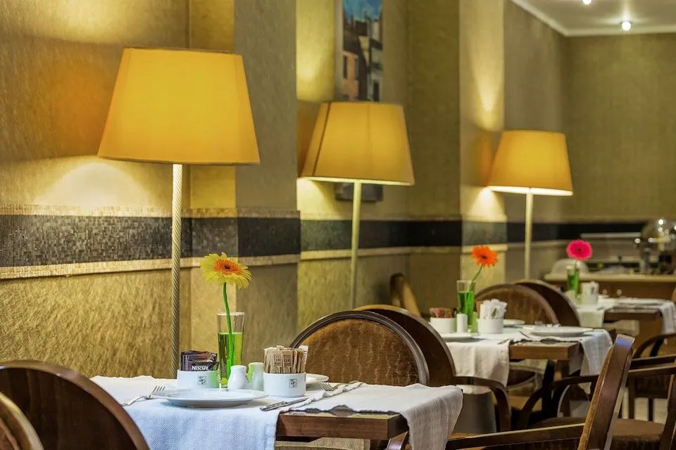 Breakfast room