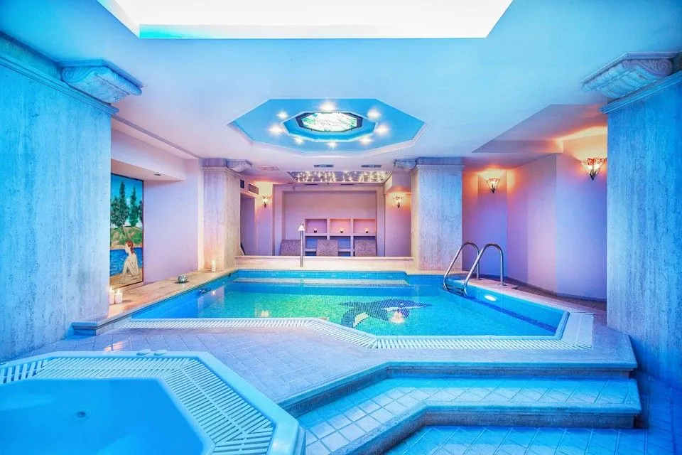 Wellness Fitness Center, pool