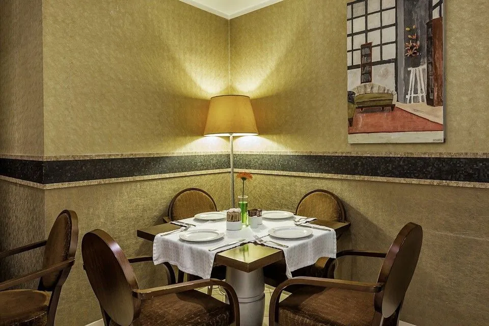Breakfast room