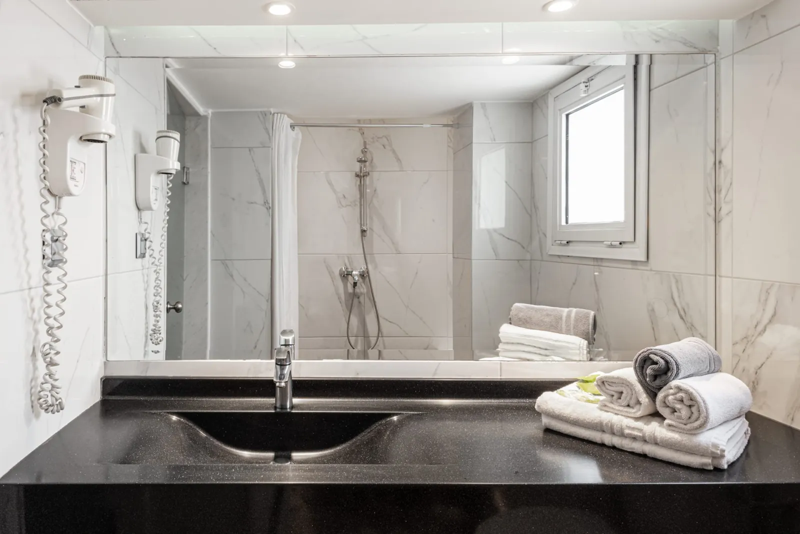 Hotel El Greco Bathroom
