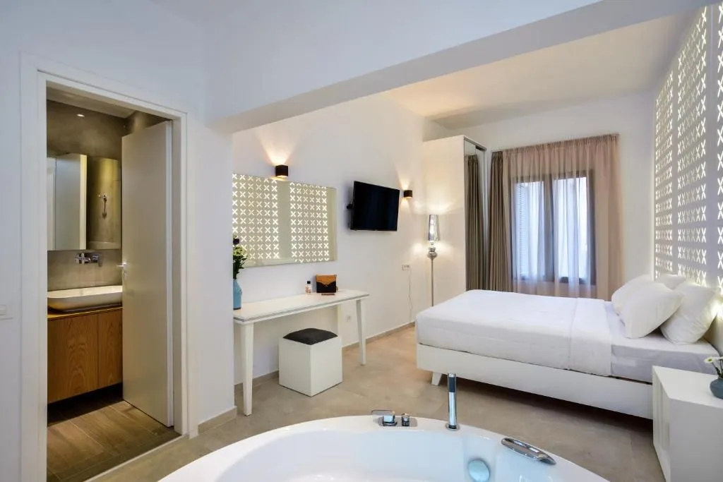 Elia Portou Luxury Residence