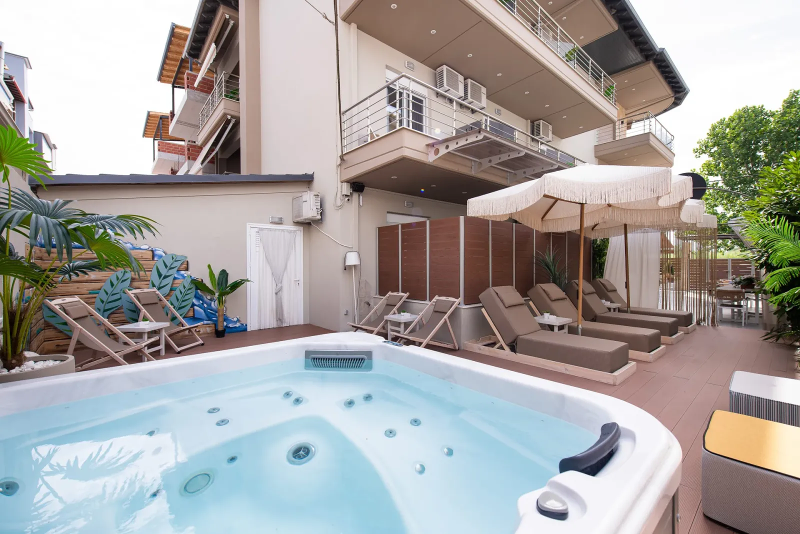 ELLE Rooms & Suites