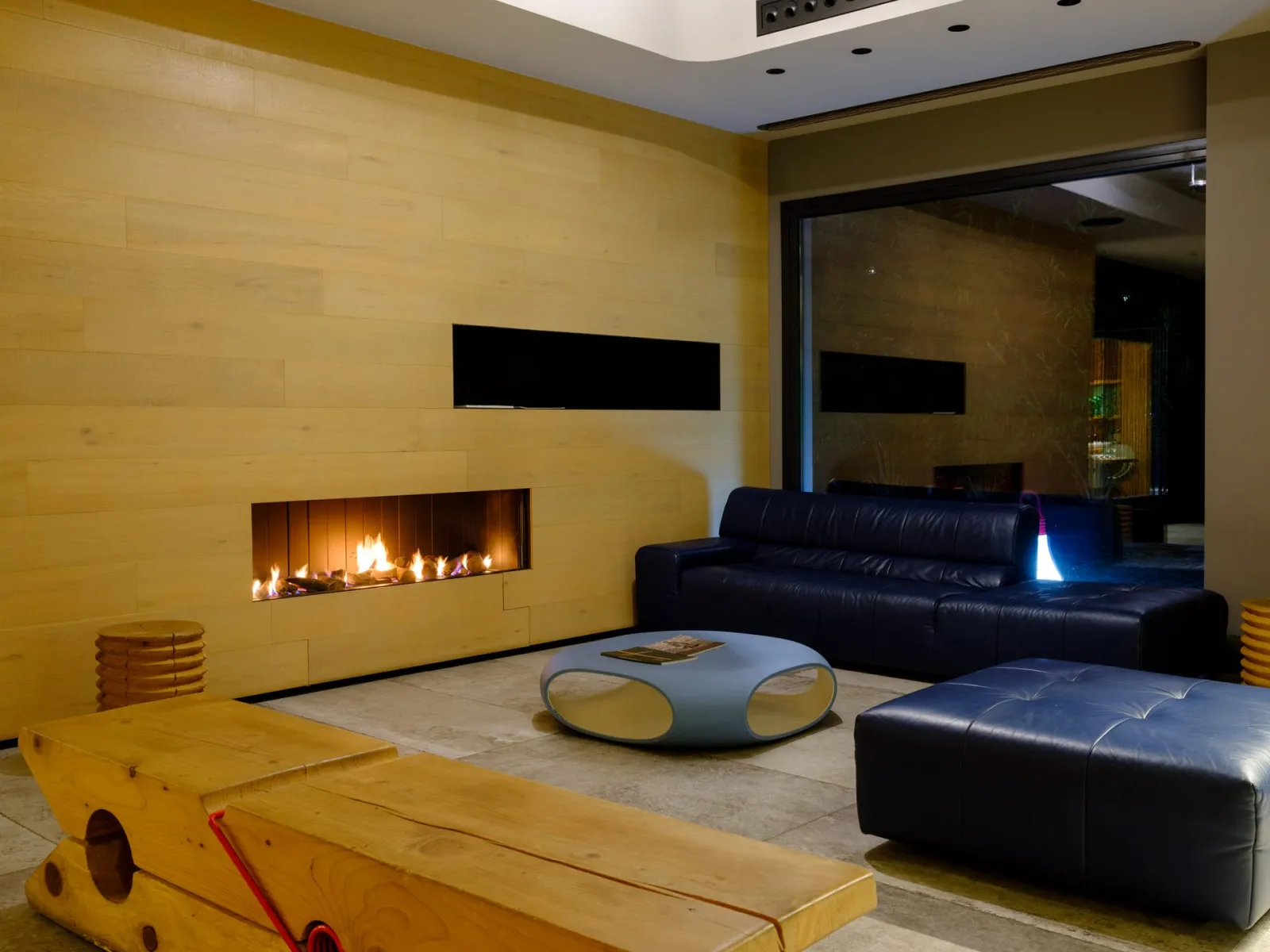 Essence Living Hotel  - Lobby - Reception