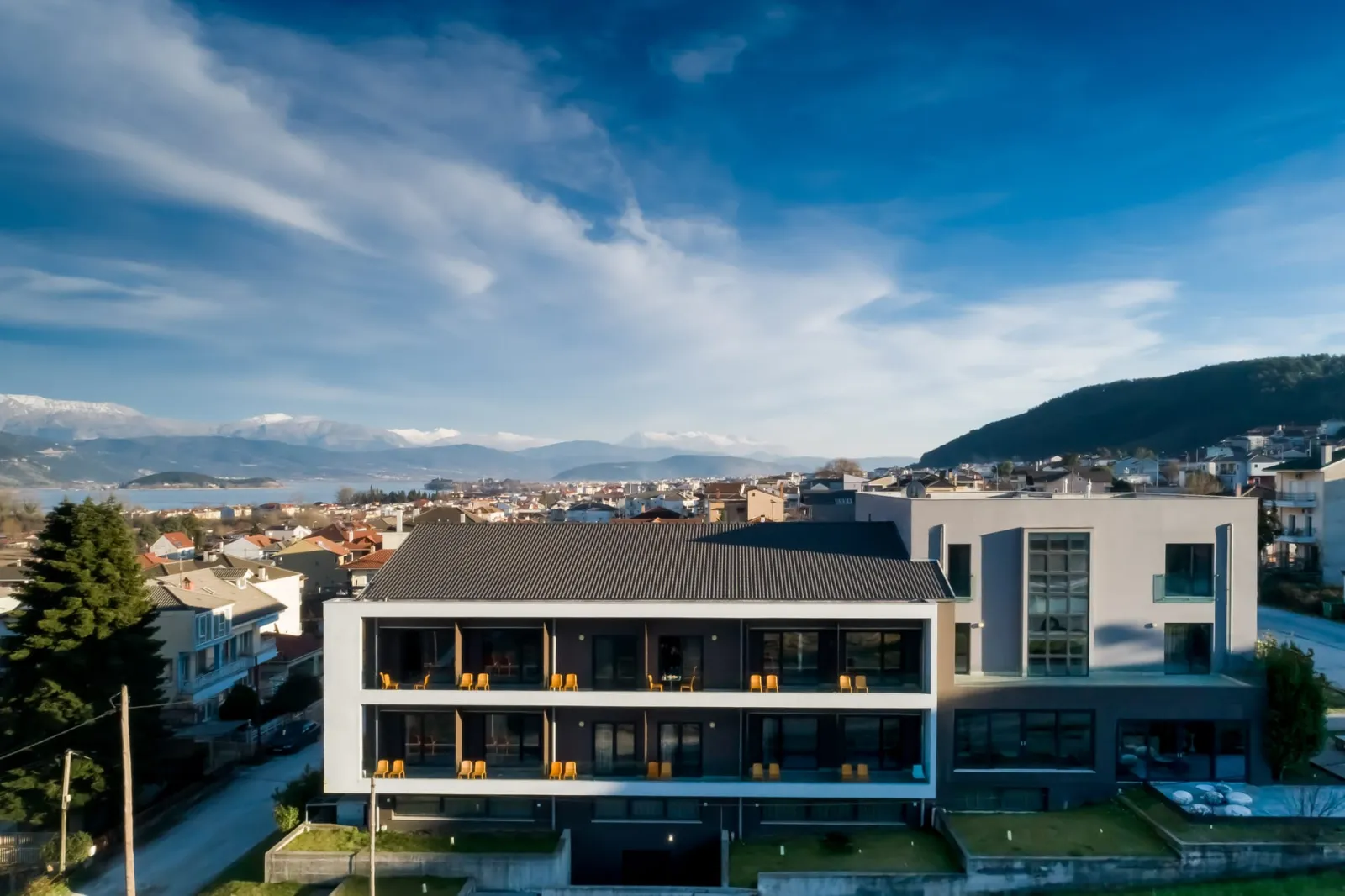 Essence Living Hotel