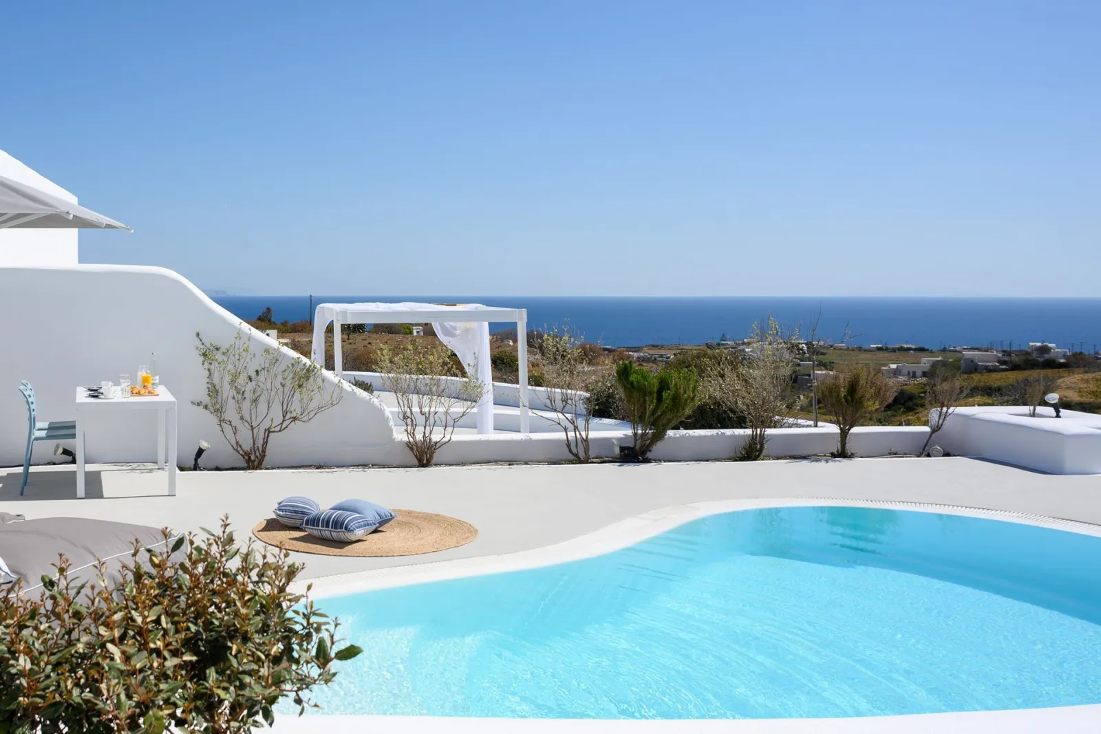 Premier 2 Bedroom Villa with Private Pool - Spacious veranda with sea view