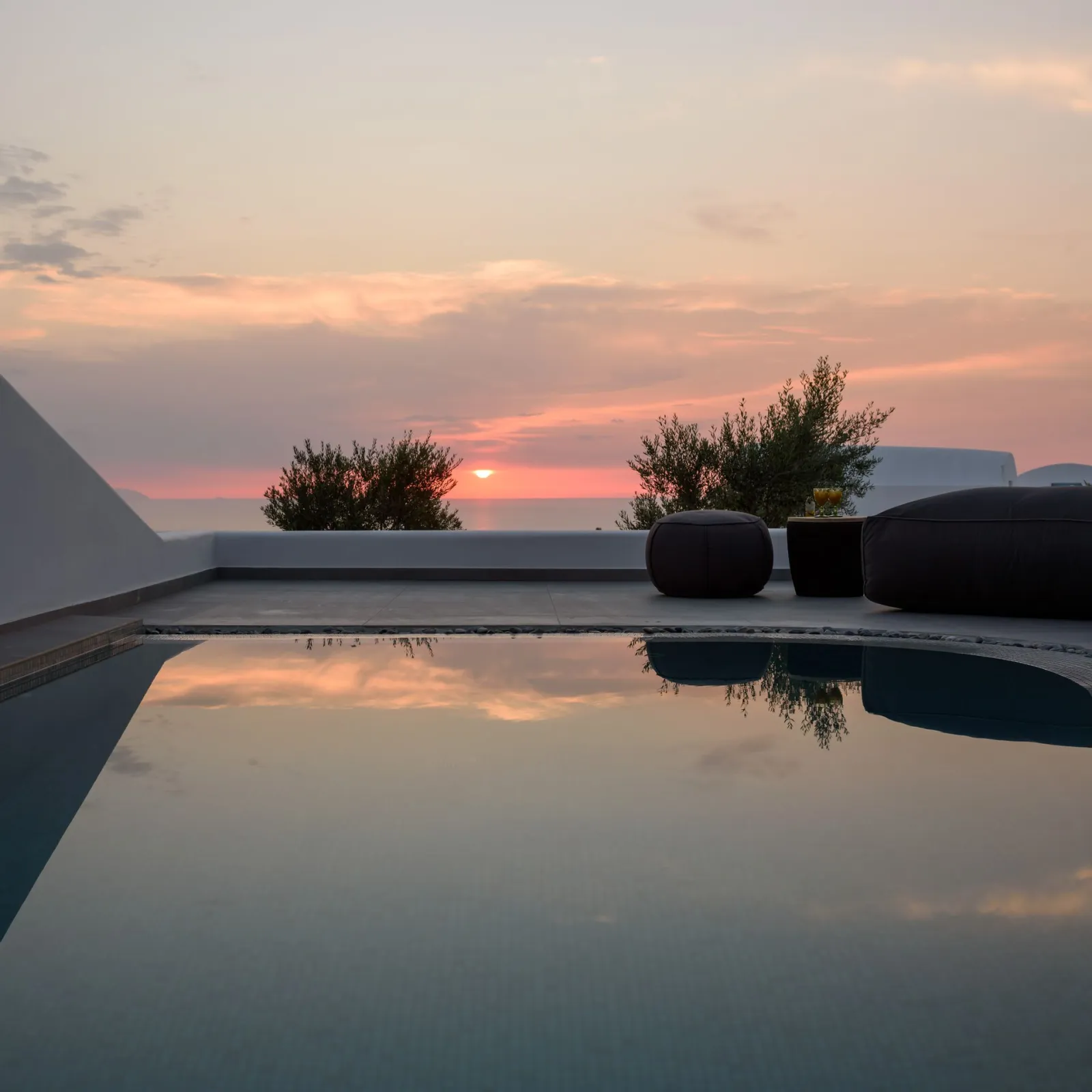 Senior 2 Bedroom Suite with Private Pool - Sea view