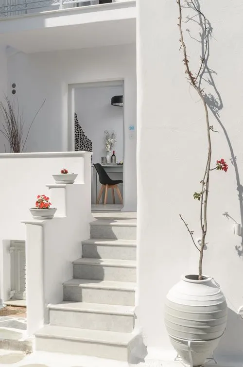 Naxos Evilion Luxury Apartments and Suites