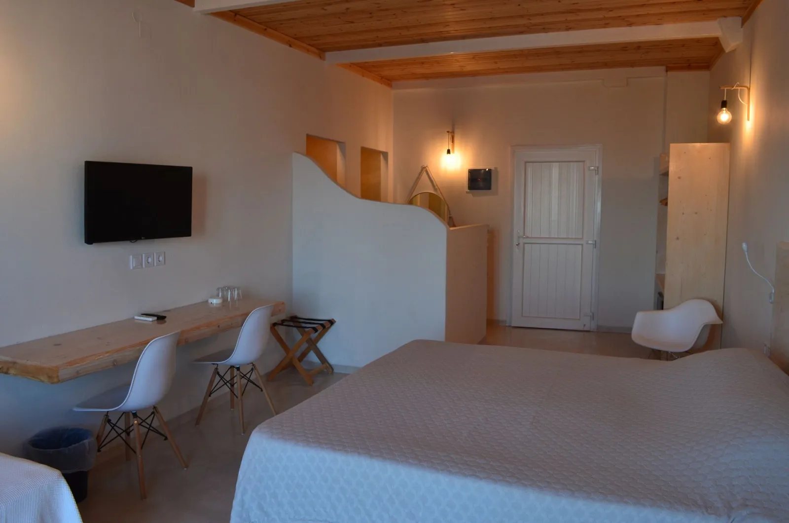 Faros Resort Hotel