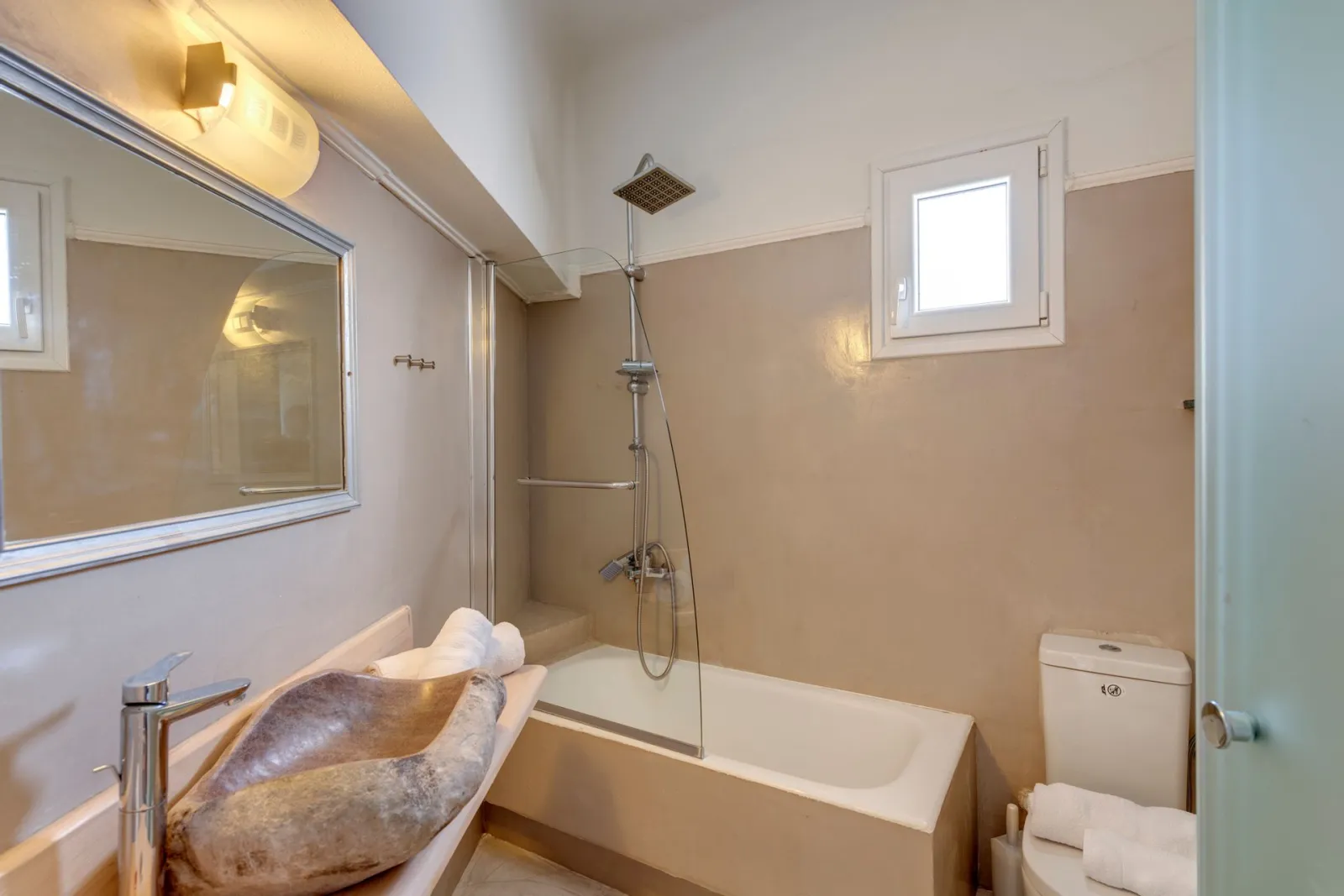 Faros Resort Hotel