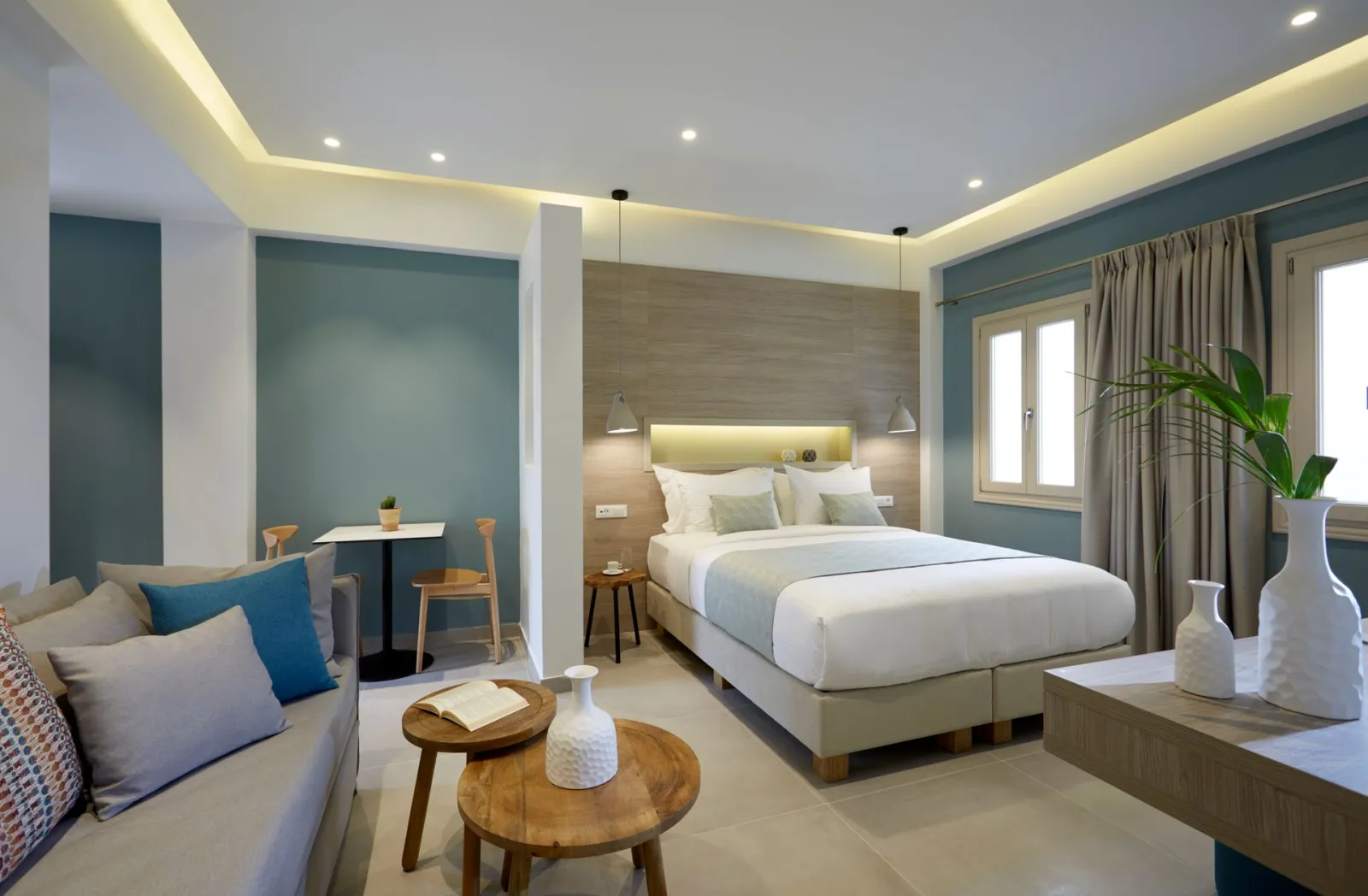 Fileria Suites Santorini