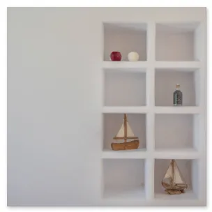 GeoMilos Suites