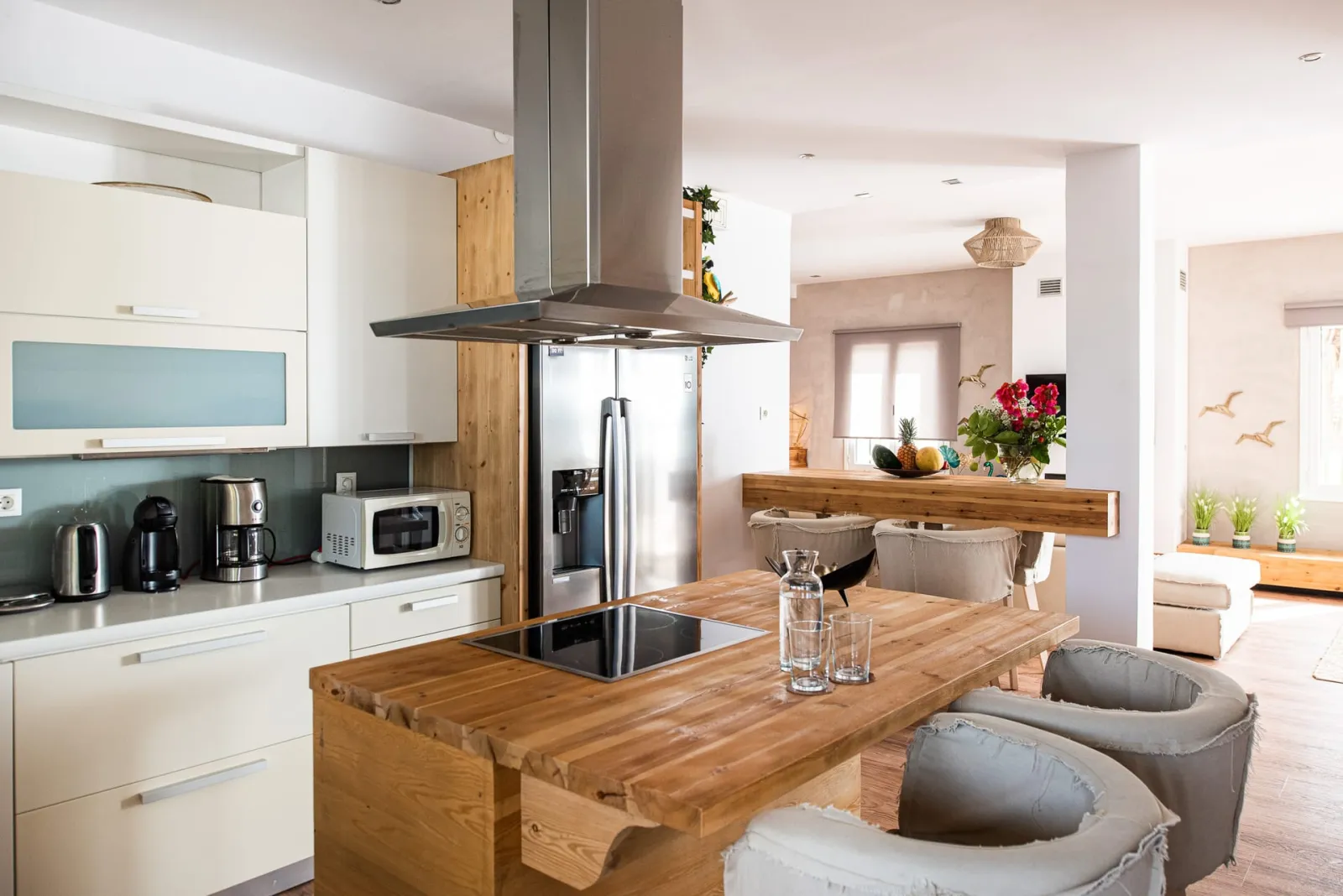Open-plan kitchen and dining space