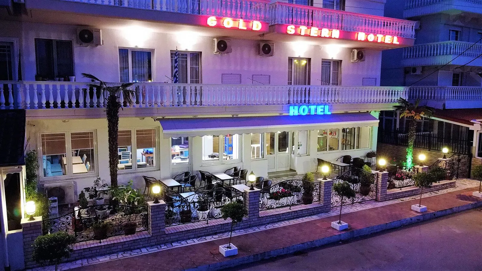 Gold Stern Hotel
