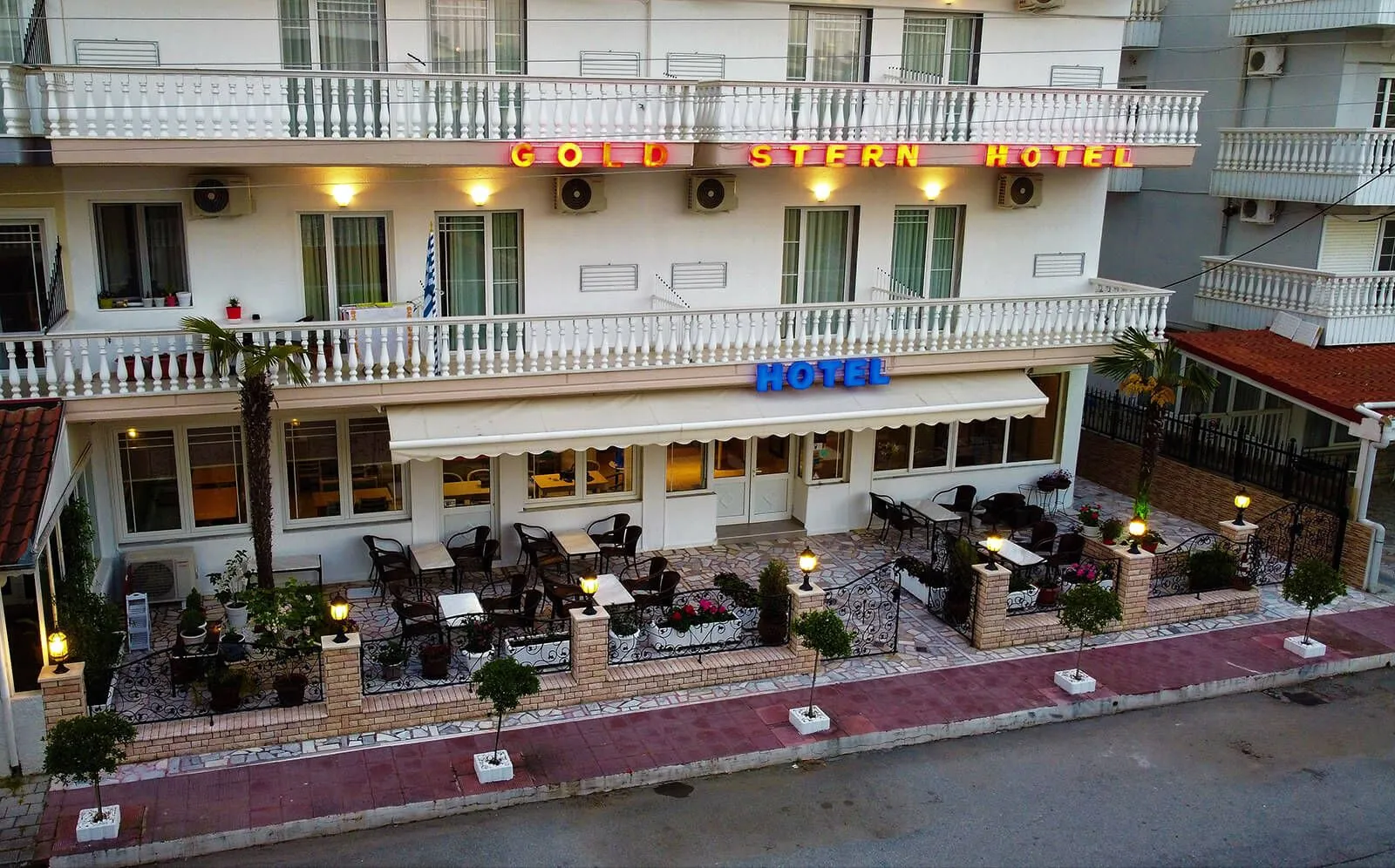 Gold Stern Hotel