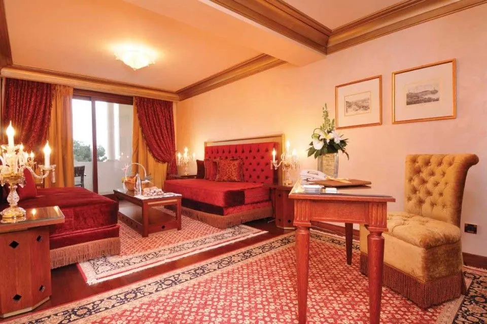 Executive Suite
