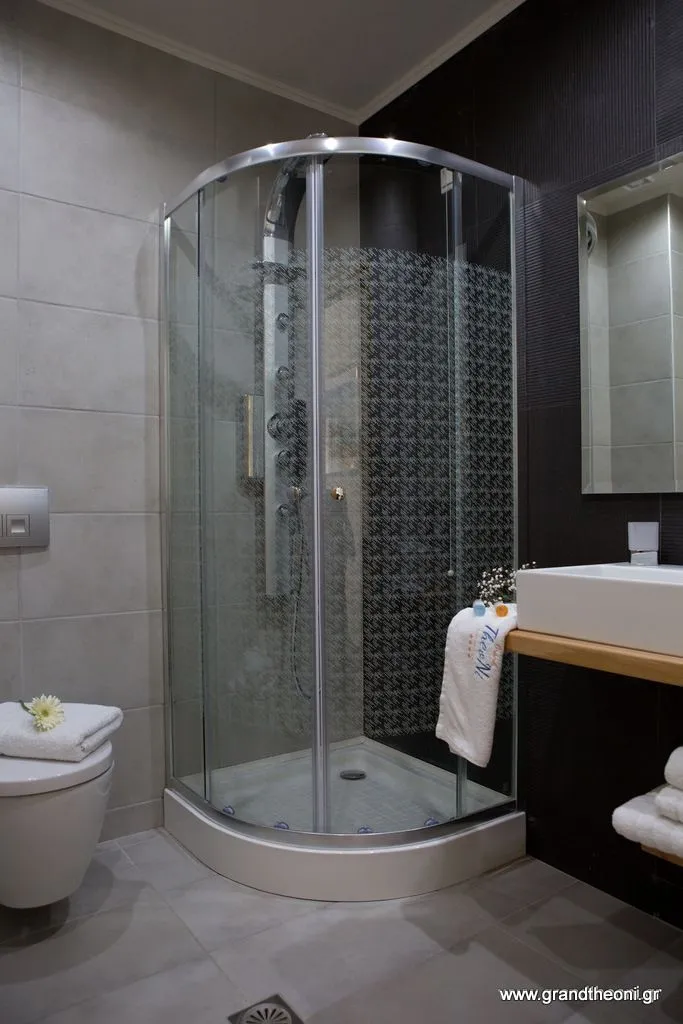 Grand TheoNi Hotel