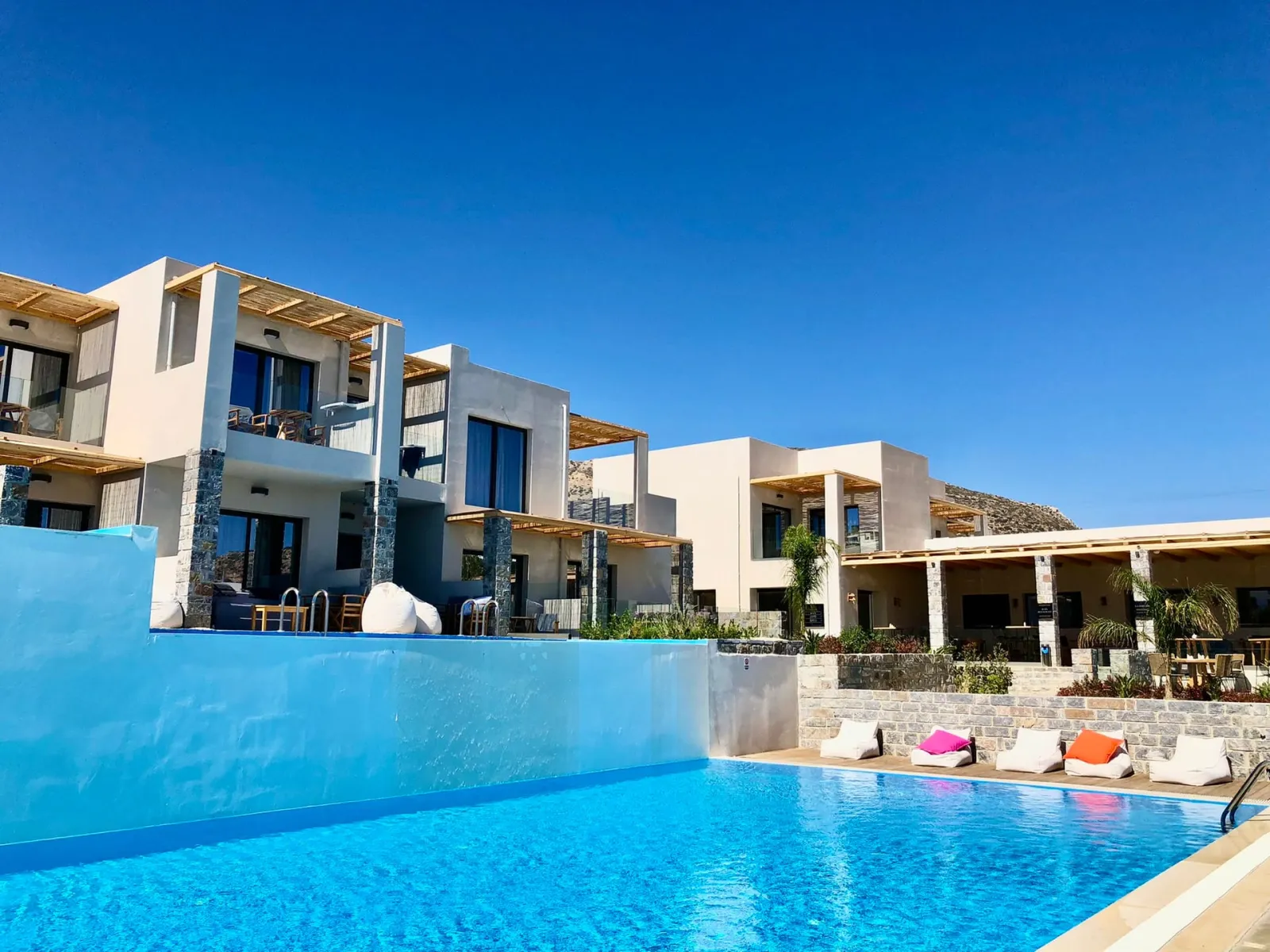 Helios Beach Hotel & Bungalows