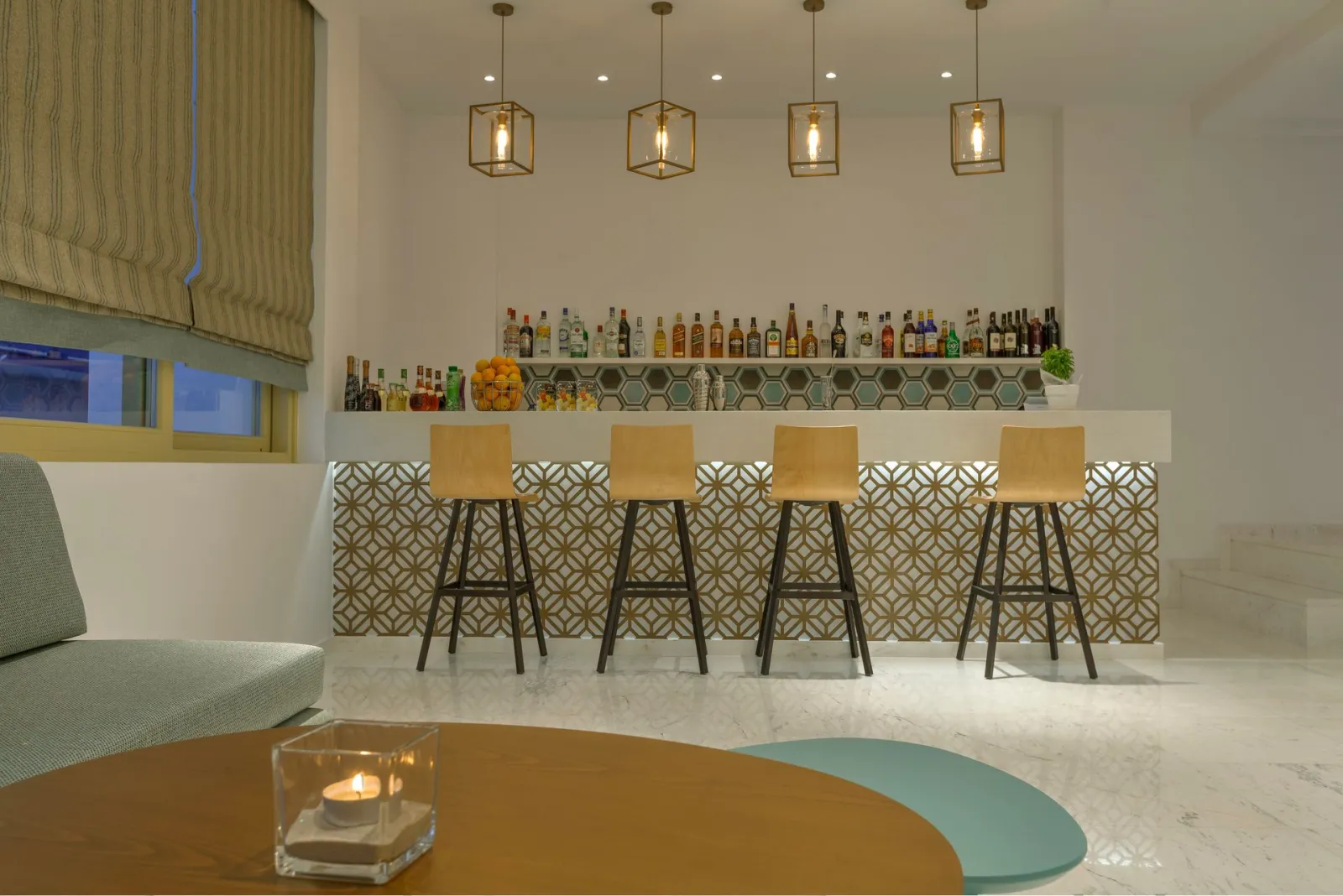 Zephyros Hotel