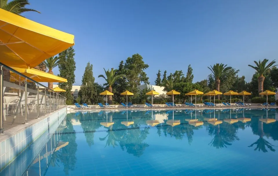 Kipriotis Hippocrates Pool