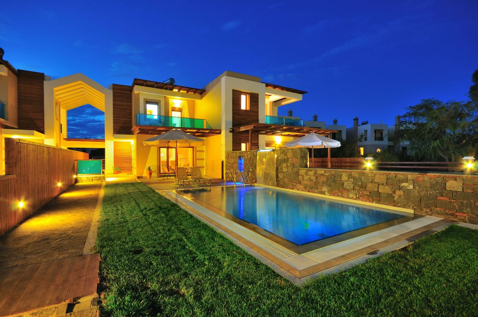 Horizon Line Villas