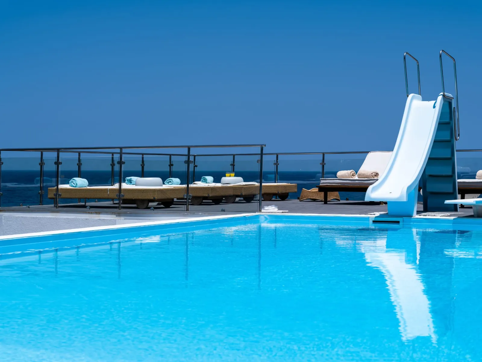Icarus Luxury Beachfront Villa