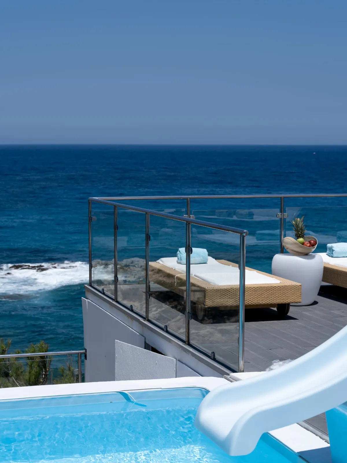 Icarus Luxury Beachfront Villa