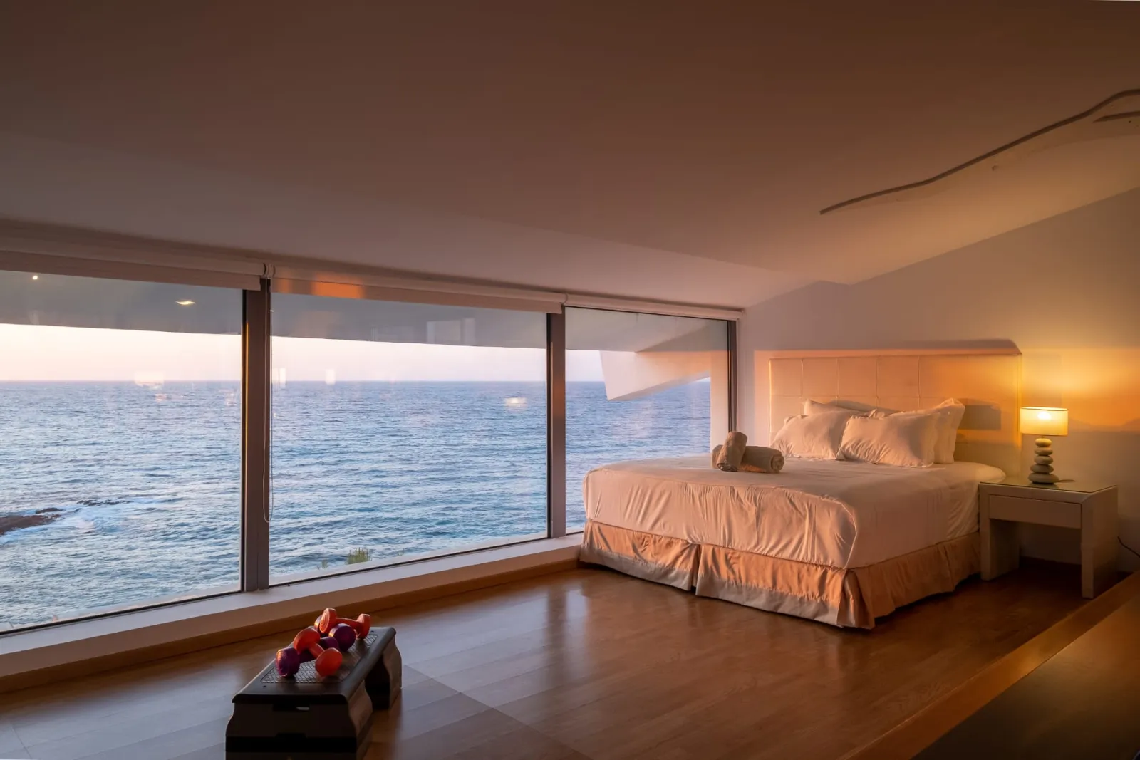 Icarus Luxury Beachfront Villa