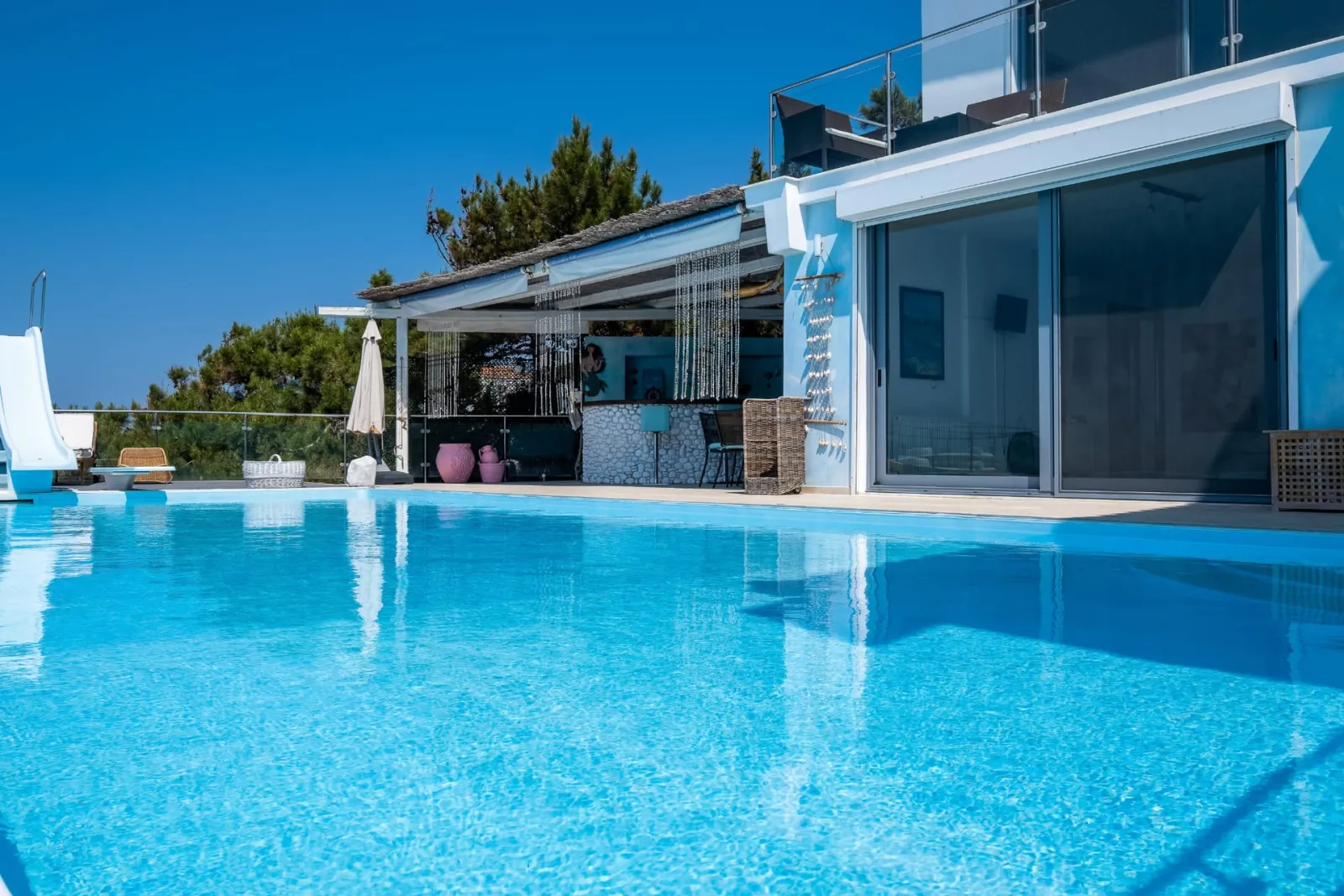 Icarus Luxury Beachfront Villa