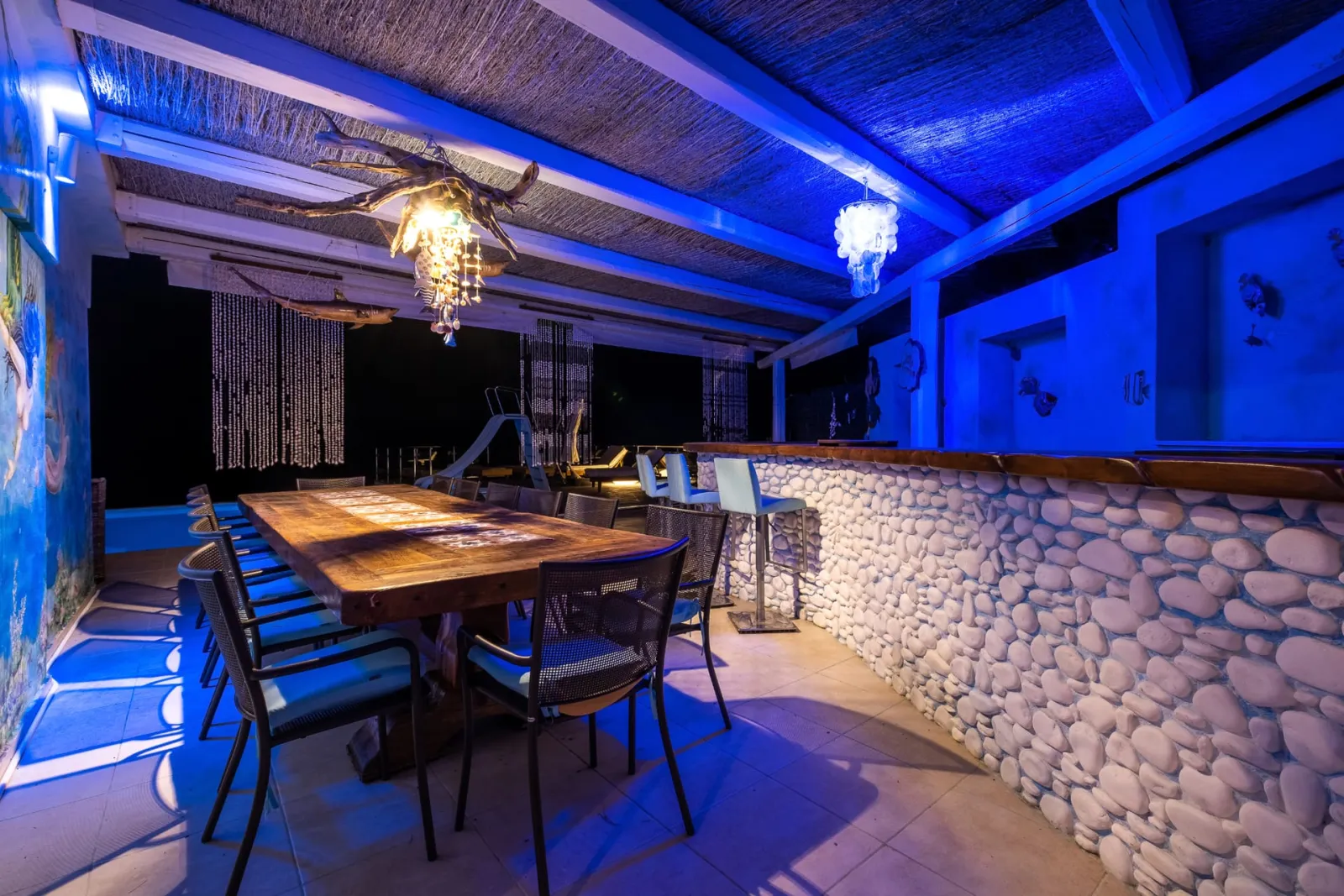 Icarus Luxury Beachfront Villa