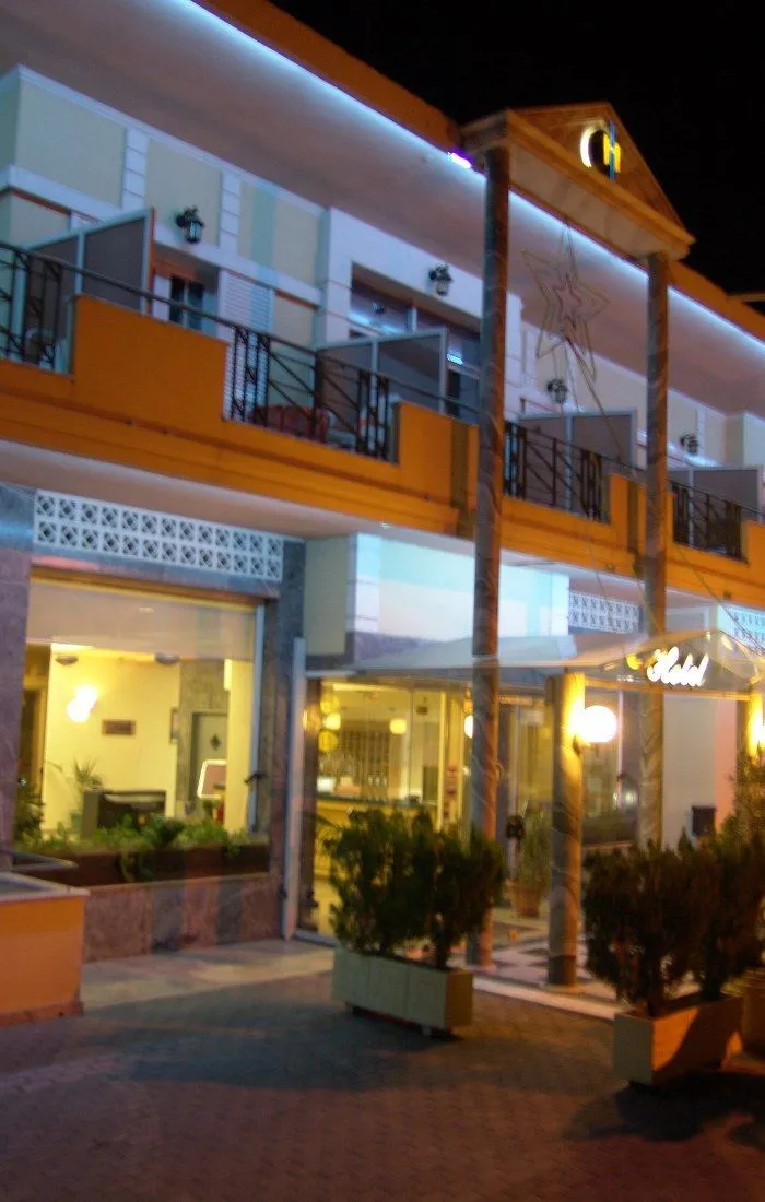 Ignatia Hotel***