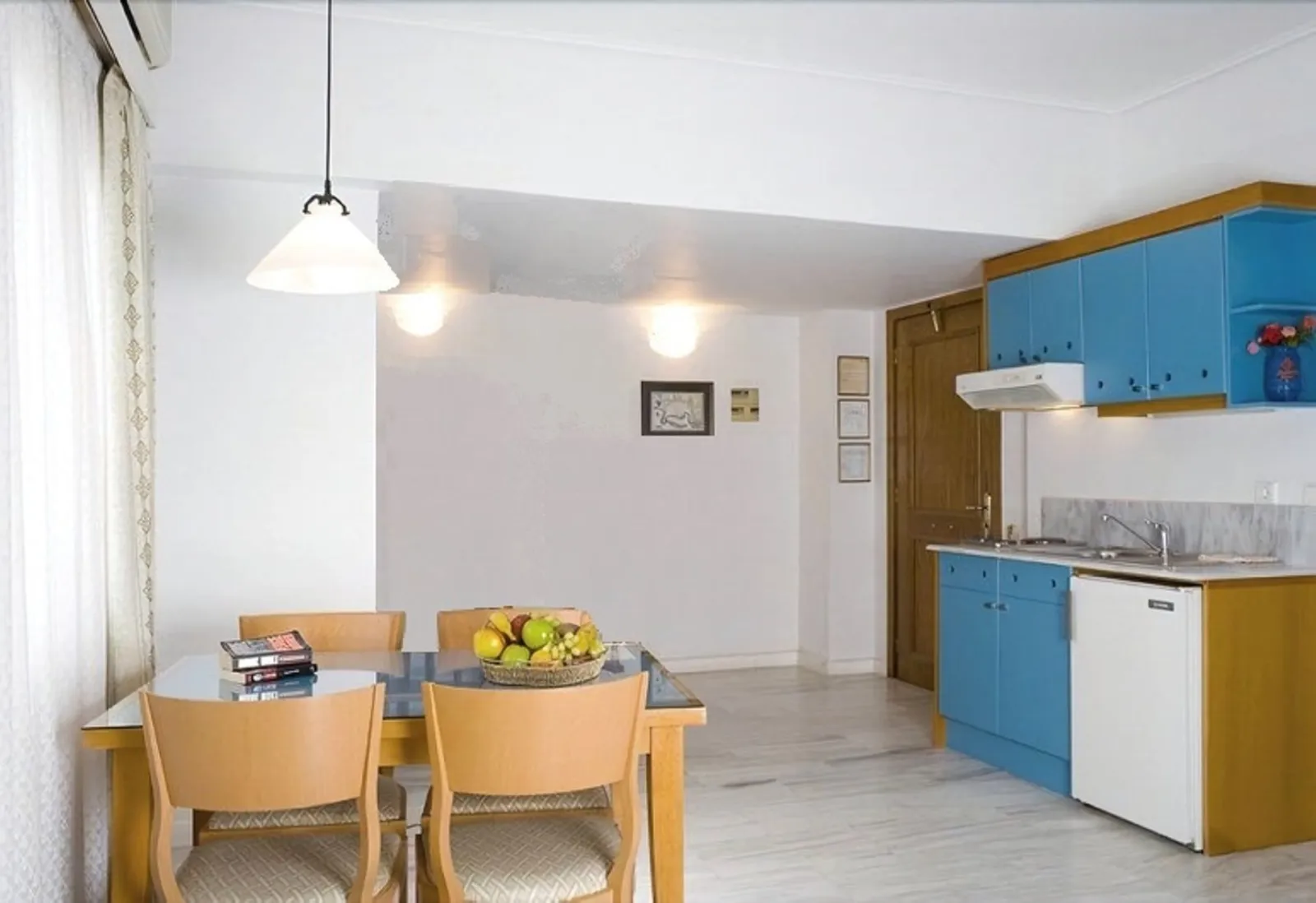 Ilianthos Village