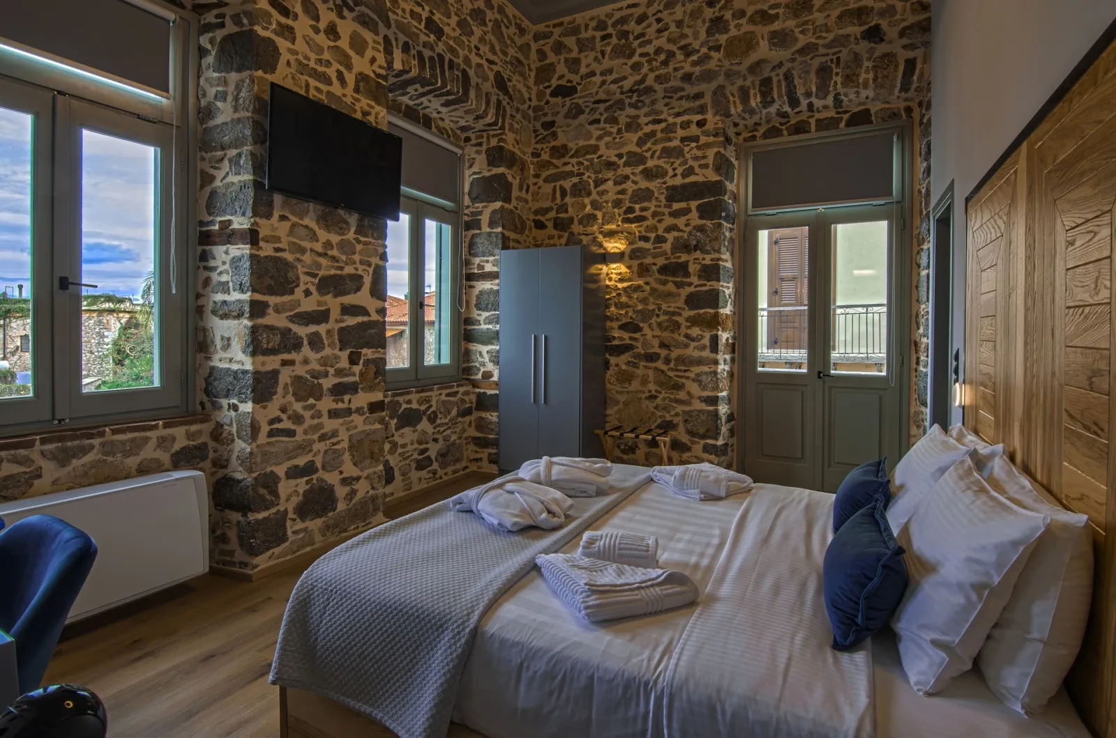 Deluxe Suite No6