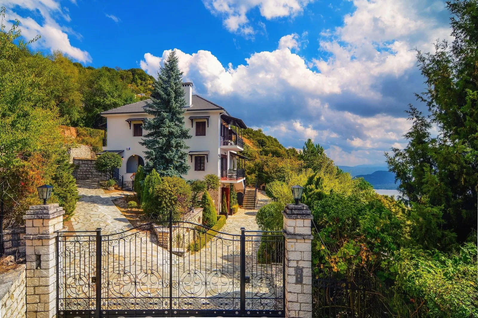 Infinity Villa Ioannina