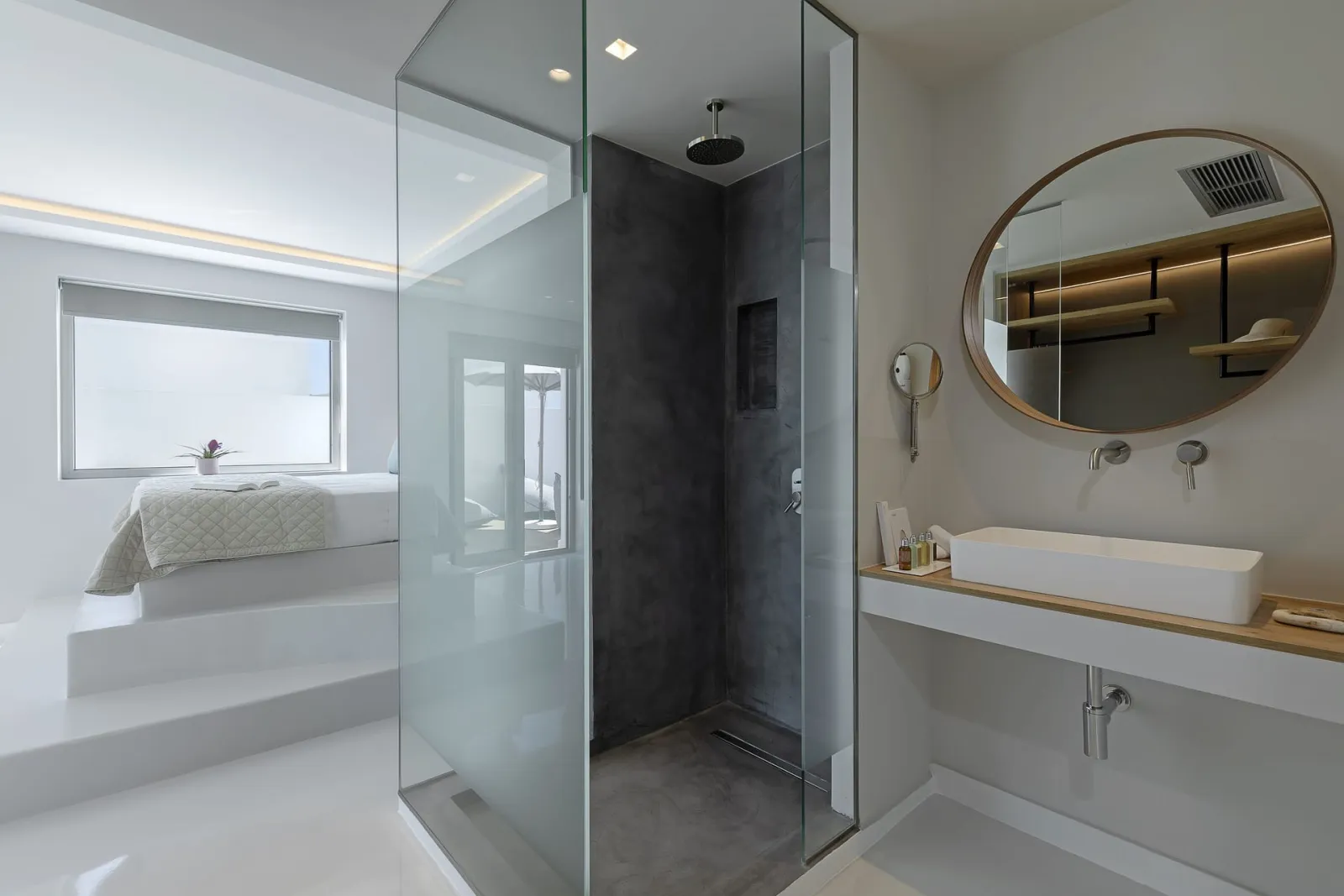 Open rain shower area