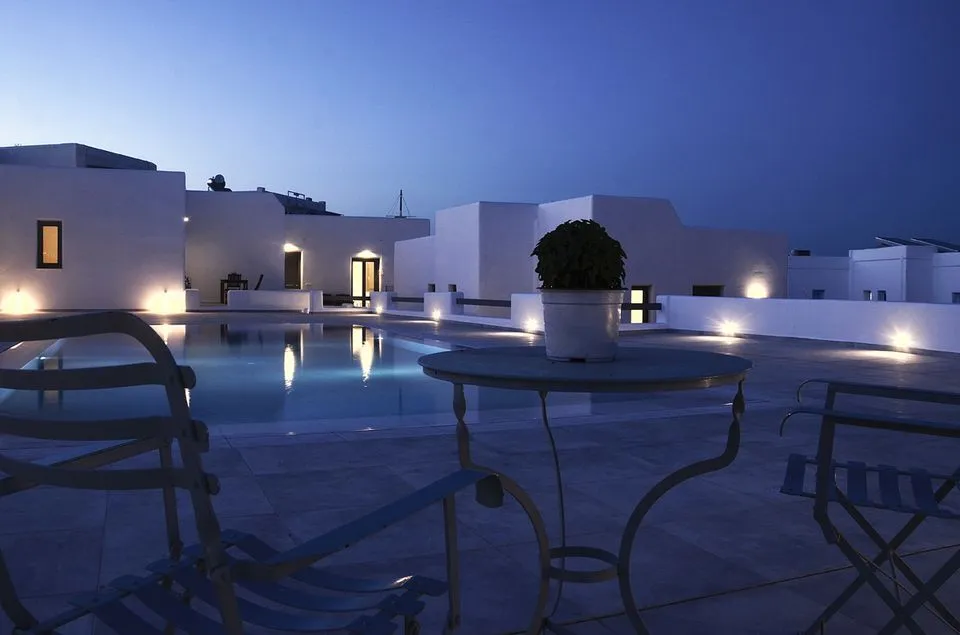 Ionathan Koufonisia Suites