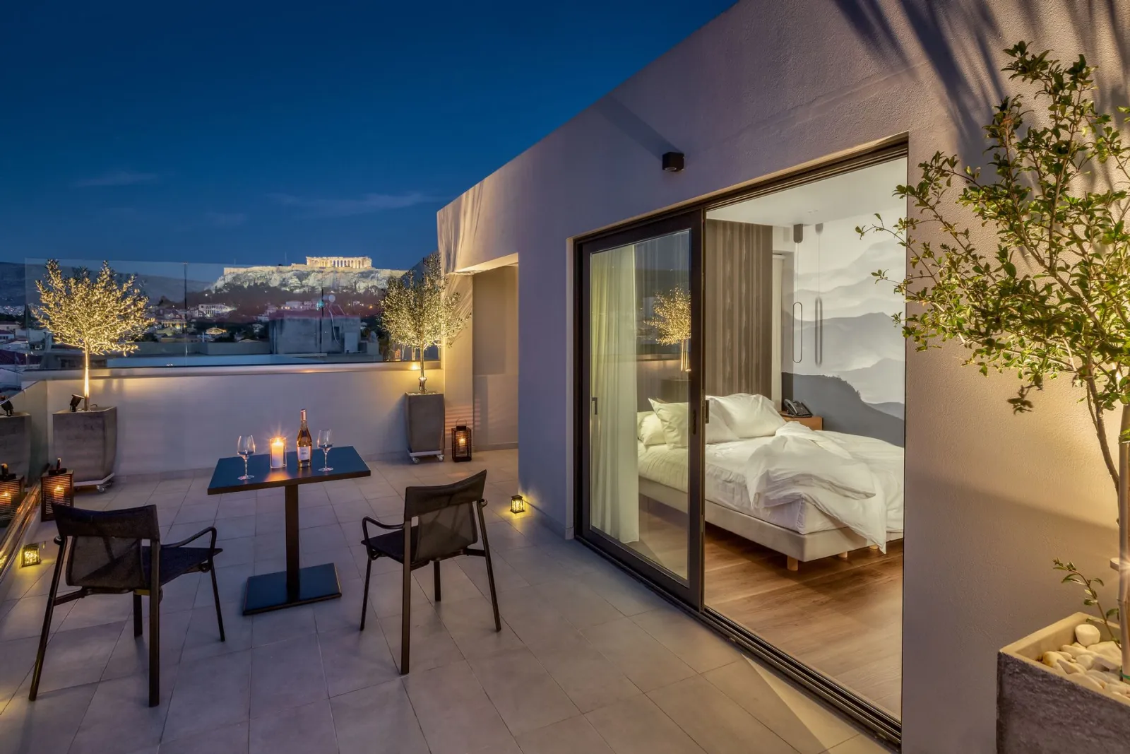 Ivis 4 Hotel