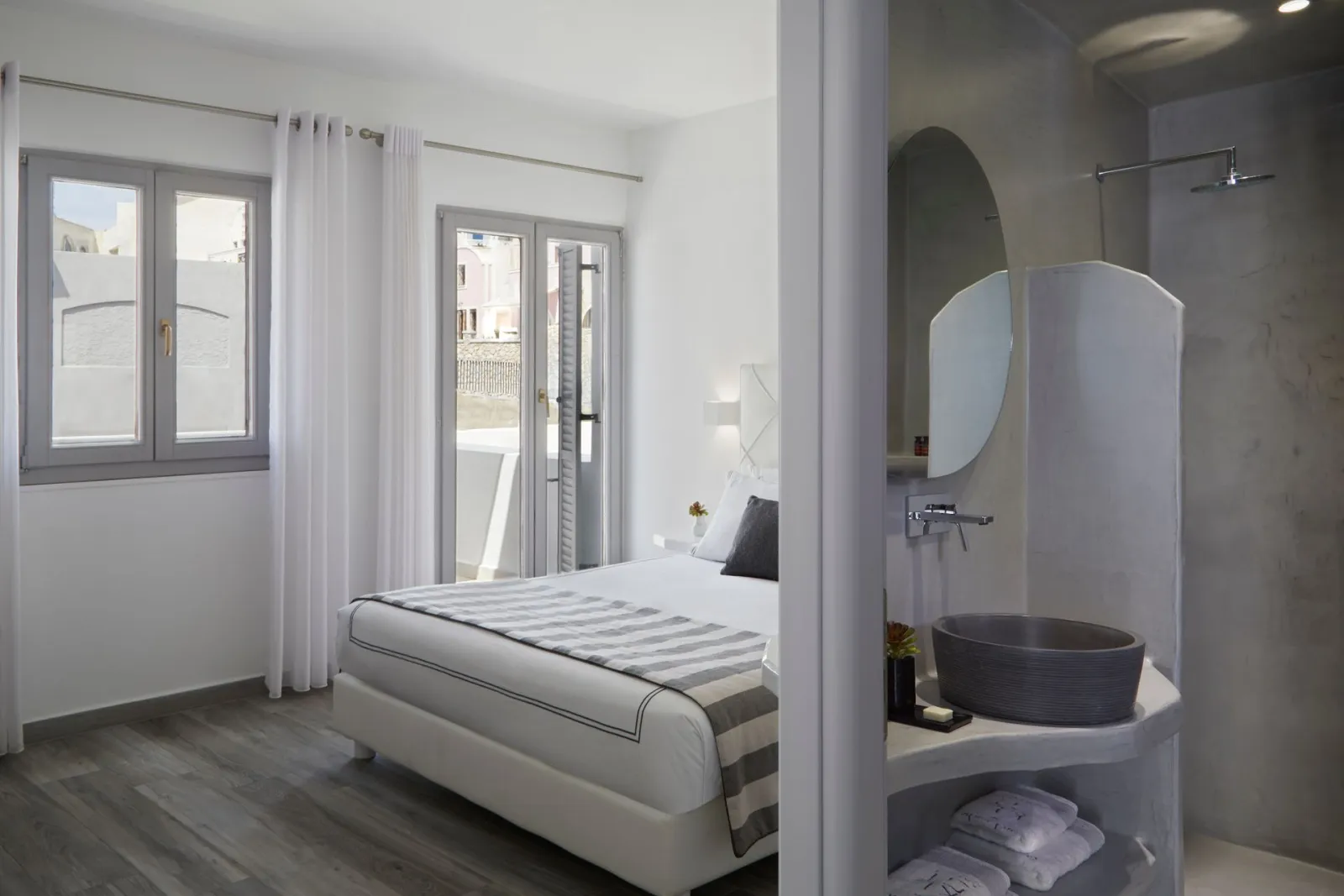 Kalisti Hotel & Suites