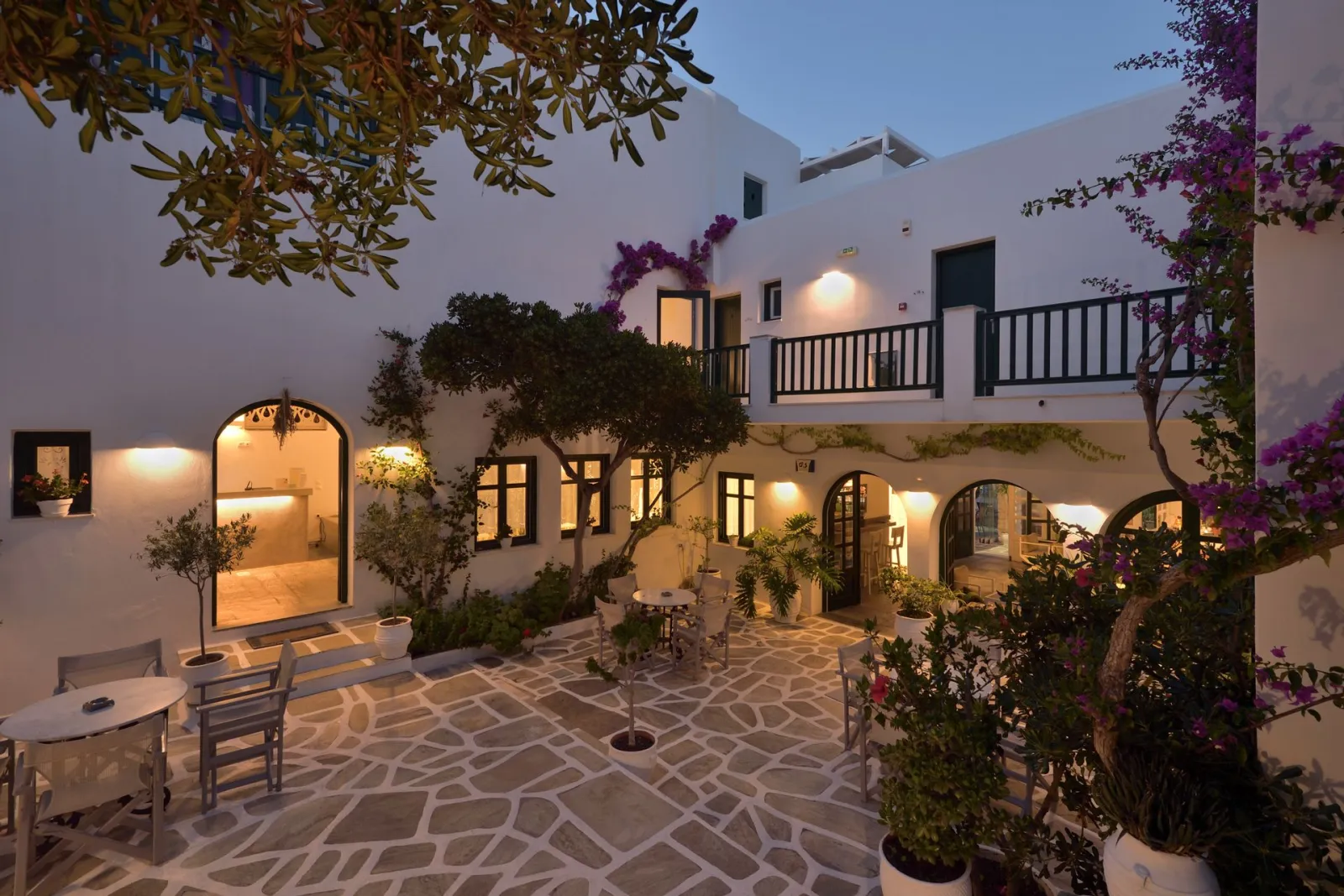 Courtyard of Hotel Kalypso