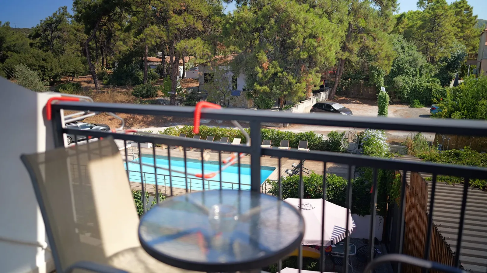 pool view rooms
