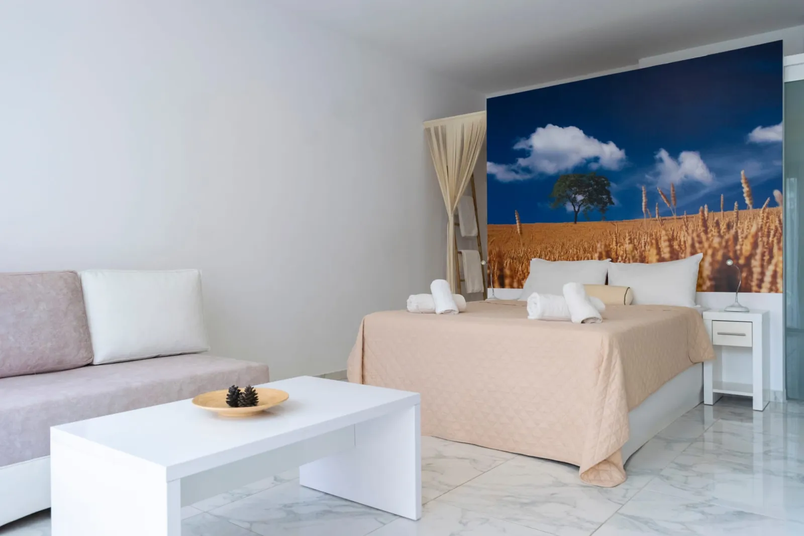 JUNIOR SUITE inloook