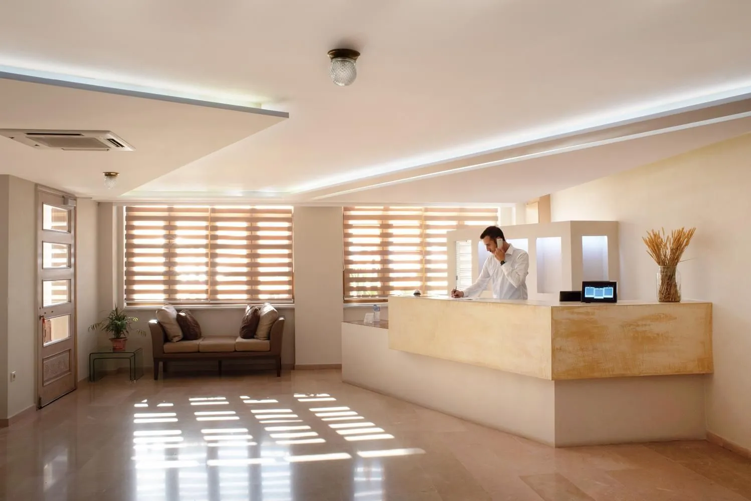 Karalis City Hotel & Spa