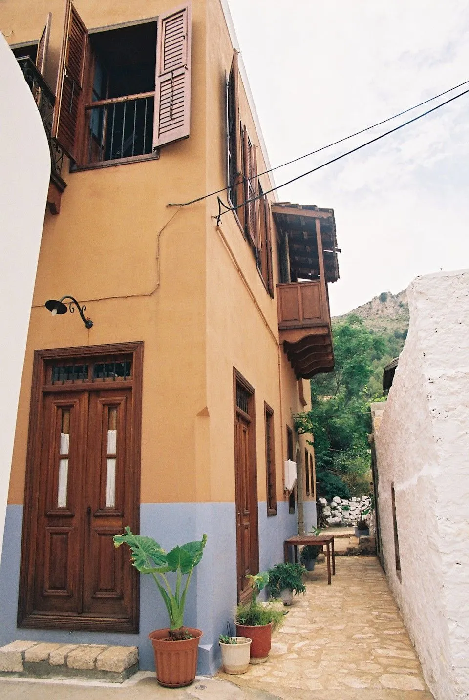 Karnayo Traditional Houses