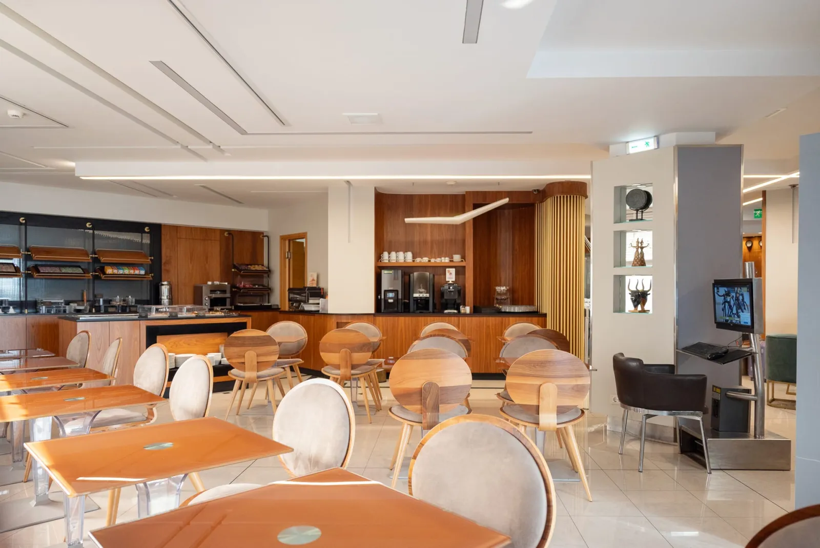 Buffet Area