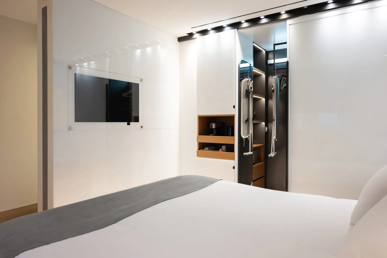 Double Bed Room