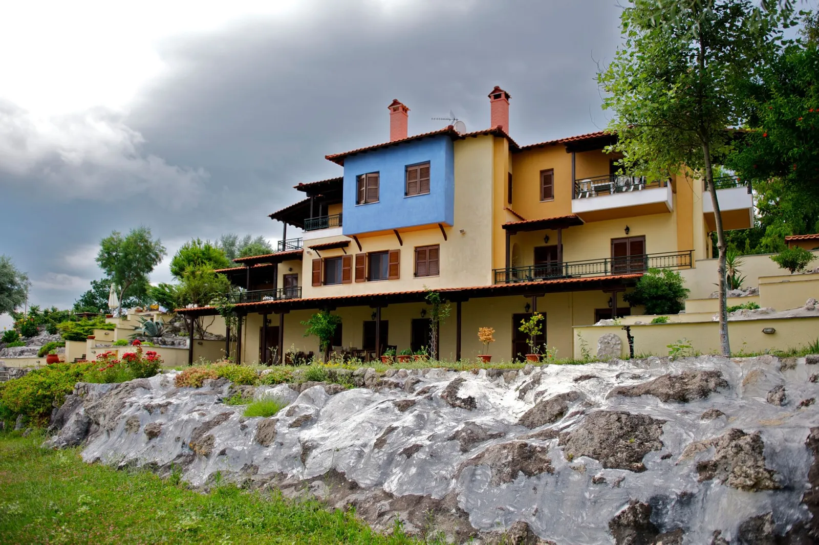 Kiparissi Villa Halkidiki, Sea Front Villa with 5 Bedrooms