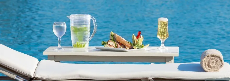 Kipriotis Panorama Service by the pool