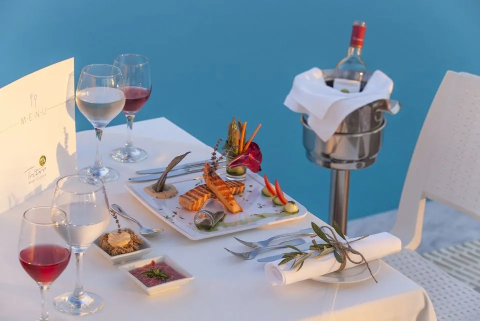 Kipriotis Panorama Triton Med Cuisine by the pool 