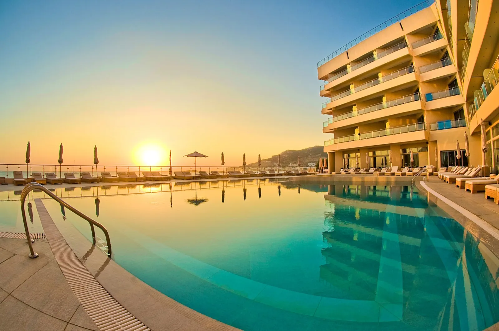 Konstantinos Palace