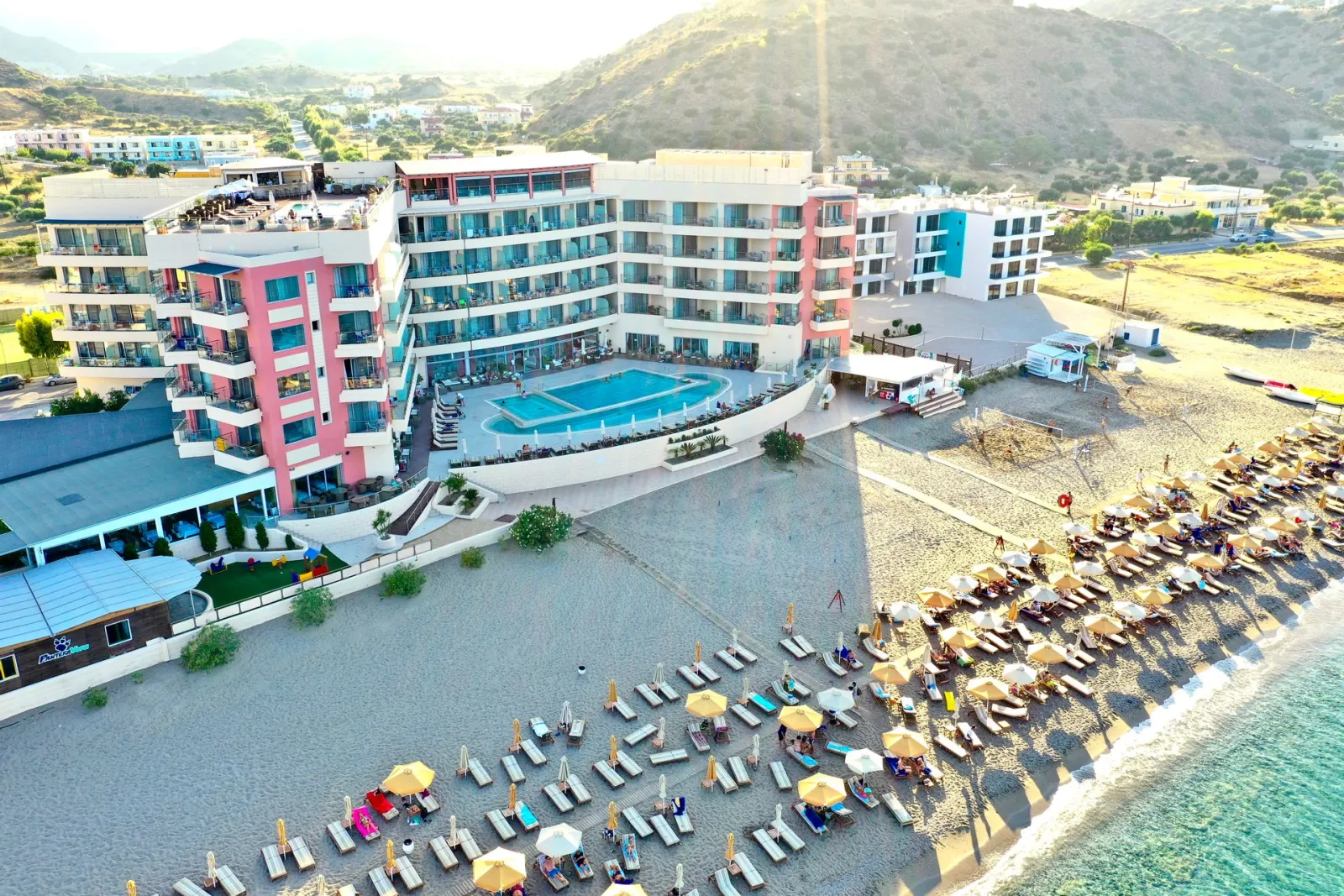 Konstantinos Palace