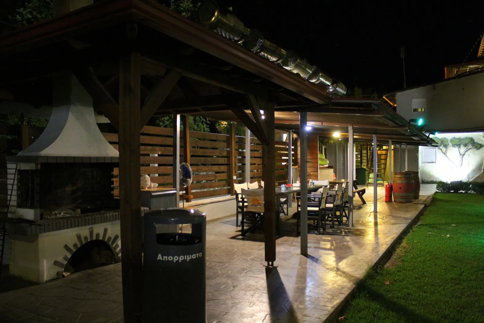 night view bbq